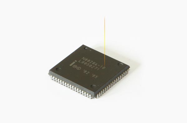 芯片激光打標機的特點、材料以及優(yōu)點(圖1)