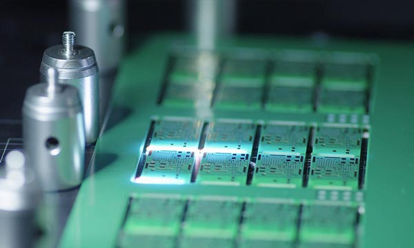 使用紫外激光切割機的功率真的越大越好嗎？(圖1)